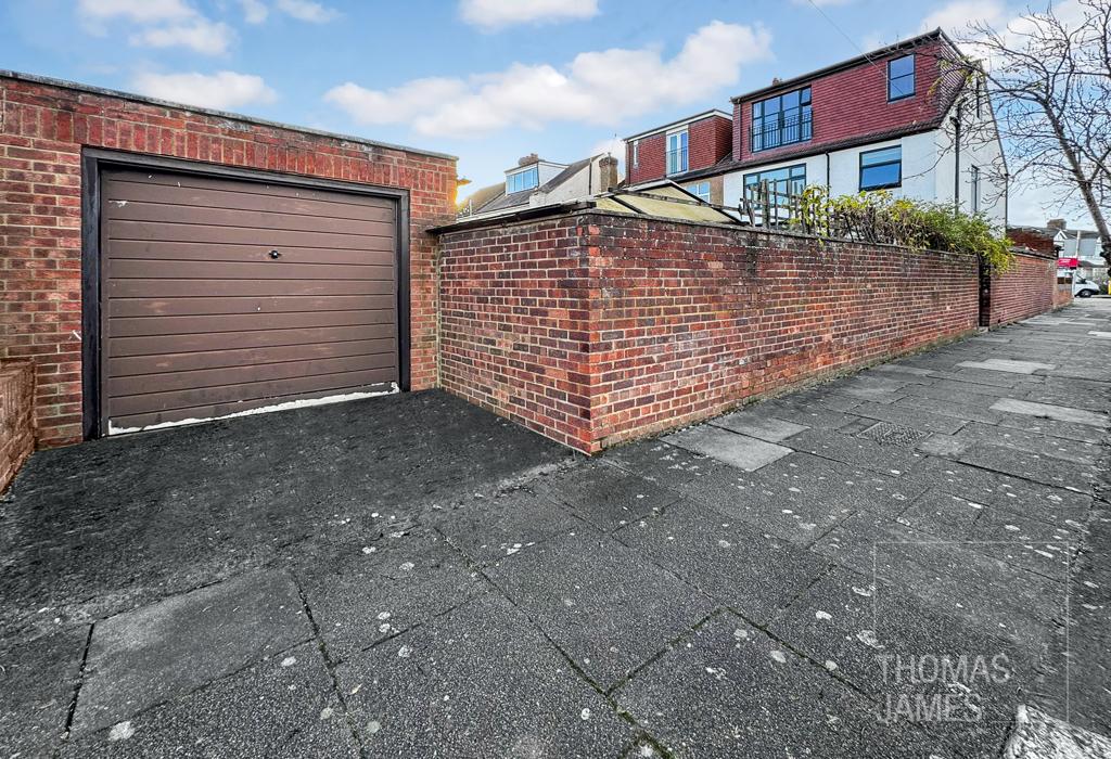 Ridge Road, Rear Garage