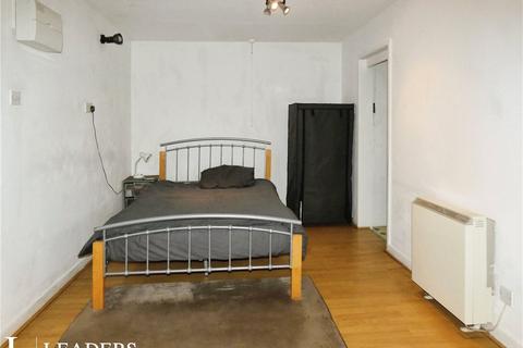 1 bedroom apartment for sale, Queens Park Gardens, Crewe, Cheshire