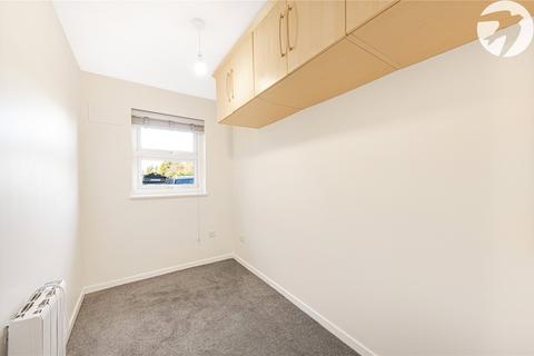 2 bedroom flat for sale, Priory Road, Dartford, Kent, DA1