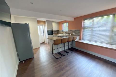 3 bedroom end of terrace house for sale, Fane Crescent, Swallownest, Sheffield, S26 4TS