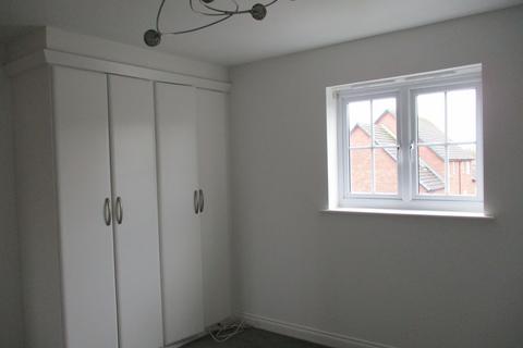 2 bedroom apartment to rent, Redoaks Way, Halewood, Liverpool