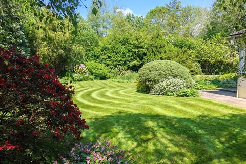 Longfield Coombe, West Monkton, Taunton, TA2 8RB