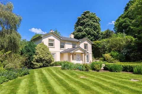 Longfield Coombe, West Monkton, Taunton, TA2 8RB