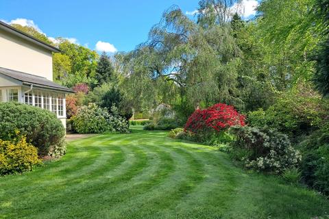 Longfield Coombe, West Monkton, Taunton, TA2 8RB
