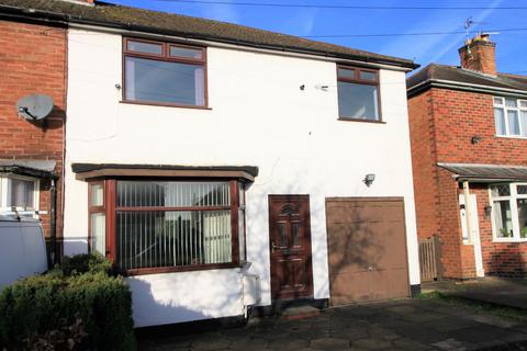 3 bedroom semi-detached house to rent, Leicester LE3