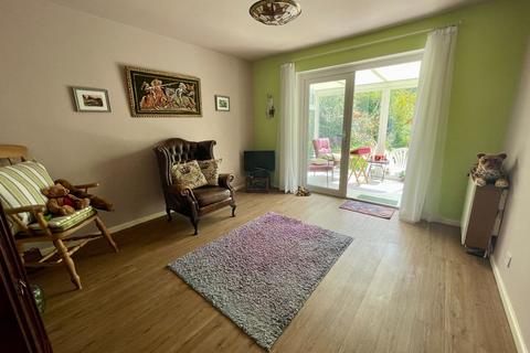 2 bedroom bungalow for sale, 40 Ffordd Pentre Mynach, Barmouth, LL42 1EN