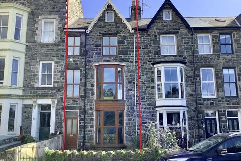 5 bedroom terraced house for sale, 5 Epworth Terrace and Flat 5 Epworth Terrace,  Barmouth LL42 1PN