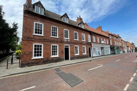 undefined, Appletongate, Newark, Notts, NG24