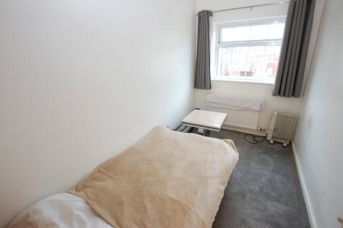 6 Ash View, Ashton-under-lyne, OL6 8JW