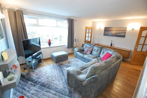 4 bedroom semi-detached house for sale, Kidderminster Way, Oldham OL9