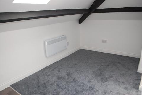 Studio for sale, Grey Street, Greater Manchester OL6