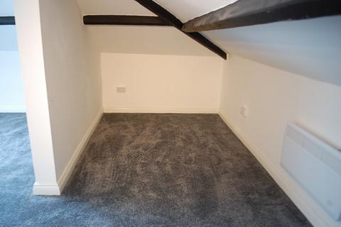 Studio for sale, Grey Street, Greater Manchester OL6