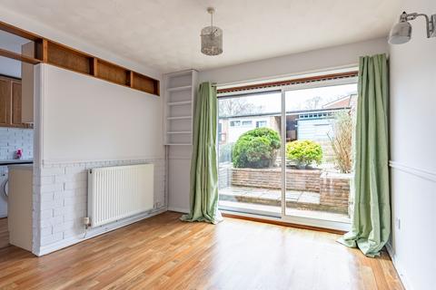 3 bedroom terraced house to rent, Whitecroft, Hertfordshire AL1