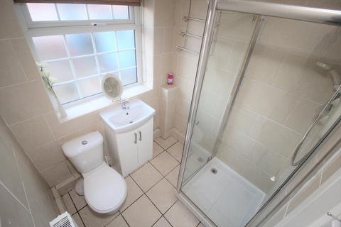 2 bedroom terraced house for sale, Church Road, Doncaster DN12