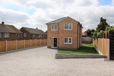 3 bedroom detached house to rent, Fearn House Crescent, Barnsley S74