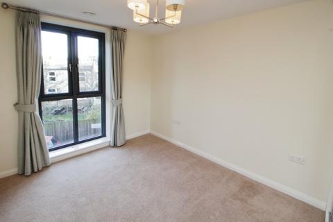 1 bedroom apartment to rent, Chapel Street, Derbyshire SK13