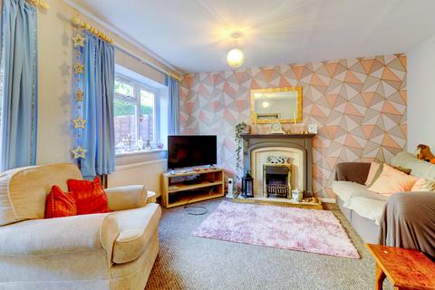 3 bedroom terraced house for sale, The Pentlands, Buckinghamshire HP13