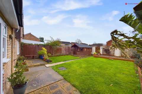 1 Beeson Close, Little Paxton, St Neots, PE19 6NE