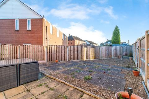 3 bedroom semi-detached house for sale, Newlands Crescent, Leeds LS27