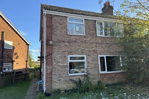 2 bedroom maisonette to rent, Tudor Road, Warwickshire CV10