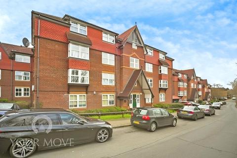 2 bedroom flat for sale, Wardour Court, Dartford DA2