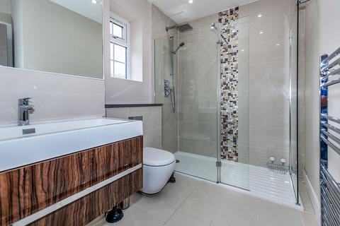 4 bedroom semi-detached house to rent, Blays Lane, Egham TW20
