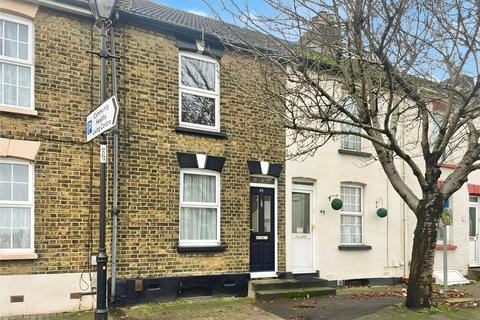 2 bedroom terraced house to rent, Randolph Road, Kent ME7