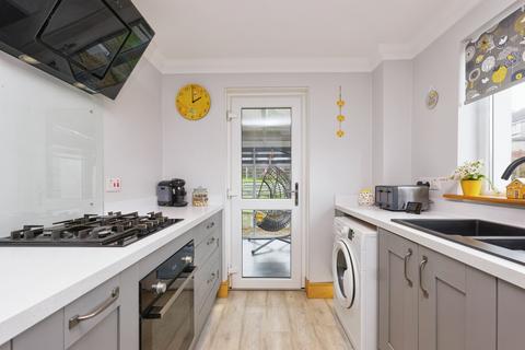 22 Abbotsford Crescent, Strathaven, ML10 6EQ