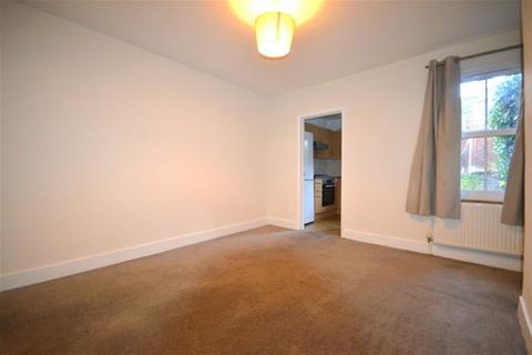 2 bedroom house to rent, Dalton Street, St Albans