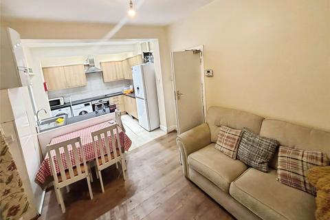 5 bedroom end of terrace house to rent, Southampton, Hampshire SO15