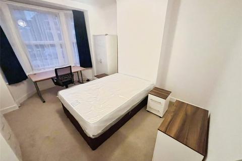 5 bedroom end of terrace house to rent, Southampton, Hampshire SO15