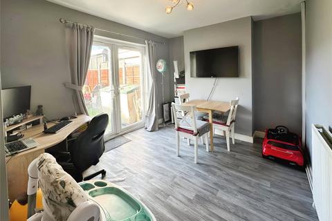 5 Bealeys Avenue, Wednesfield, Wolverhampton, WV11 1EE