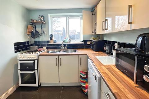 5 Bealeys Avenue, Wednesfield, Wolverhampton, WV11 1EE