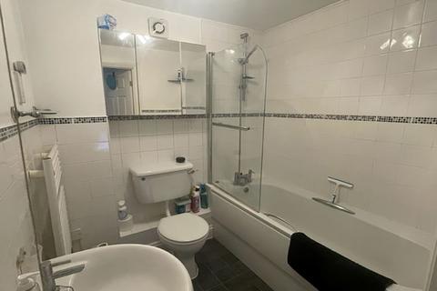 1 bedroom ground floor flat to rent, WD19