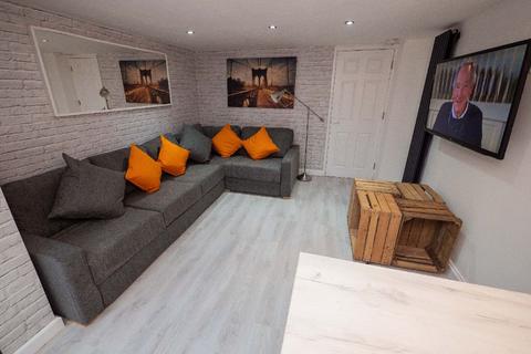 7 bedroom house share to rent, Birmingham B29