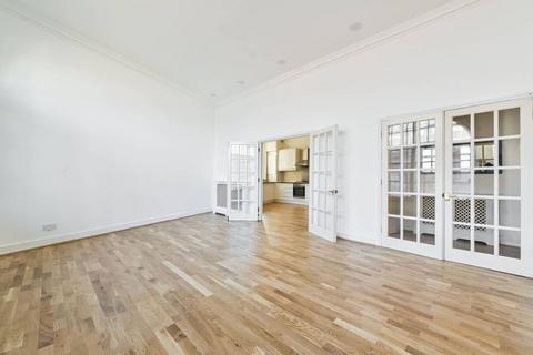 2 bedroom flat to rent, Wandsworth Bridge Road, South Park, London, SW6