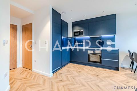 undefined, London, E16