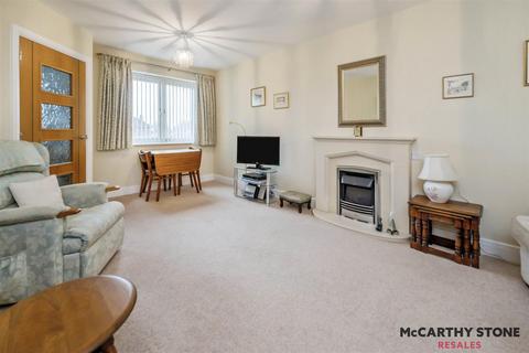 2 bedroom apartment for sale, Salmon Court, Stratford Road, Wellesbourne, Warwick