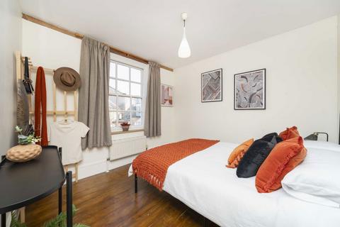 2 bedroom flat for sale, Tysoe Street, London EC1R