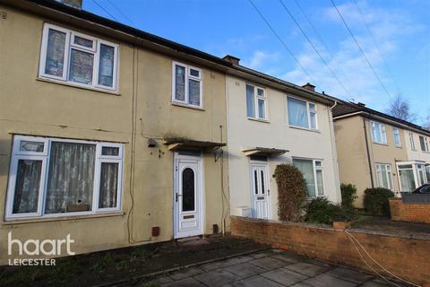 3 bedroom semi-detached house to rent, Howden Road, Leicester