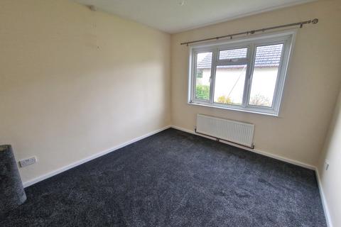 2 bedroom detached bungalow to rent, Park Close, Holsworthy EX22