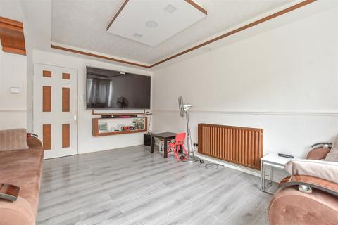 3 bedroom end of terrace house for sale, Oldwyk, Basildon, Essex