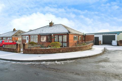 3 bedroom bungalow for sale, St Albans Close, Haydock, WA11