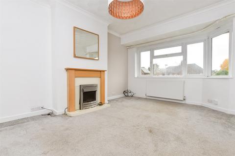 2 bedroom maisonette for sale, Halsford Park Road, East Grinstead, West Sussex