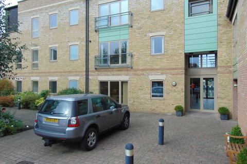 1 bedroom flat to rent, Marine Point Apartments, Burton Waters, Lincoln