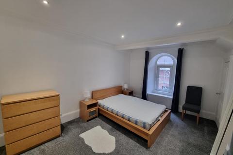 2 bedroom flat to rent, Tarvit Street, Tollcross, Edinburgh, EH3