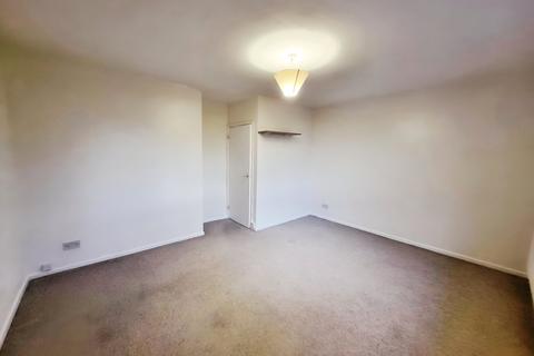 2 bedroom flat to rent, The Homestead, Ashton Lane, Sale, Cheshire, M33