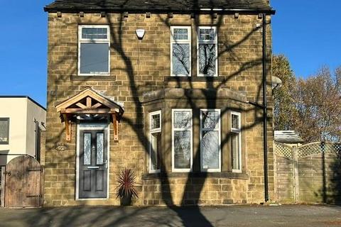 2 bedroom semi-detached house to rent, Kaye Lane, Huddersfield HD5