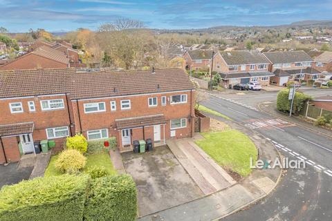 3 bedroom end of terrace house for sale, Bredon Road, Stourbridge