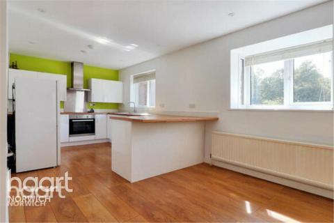 2 bedroom flat to rent, Gunns Court, Upper St Giles Street, NR2